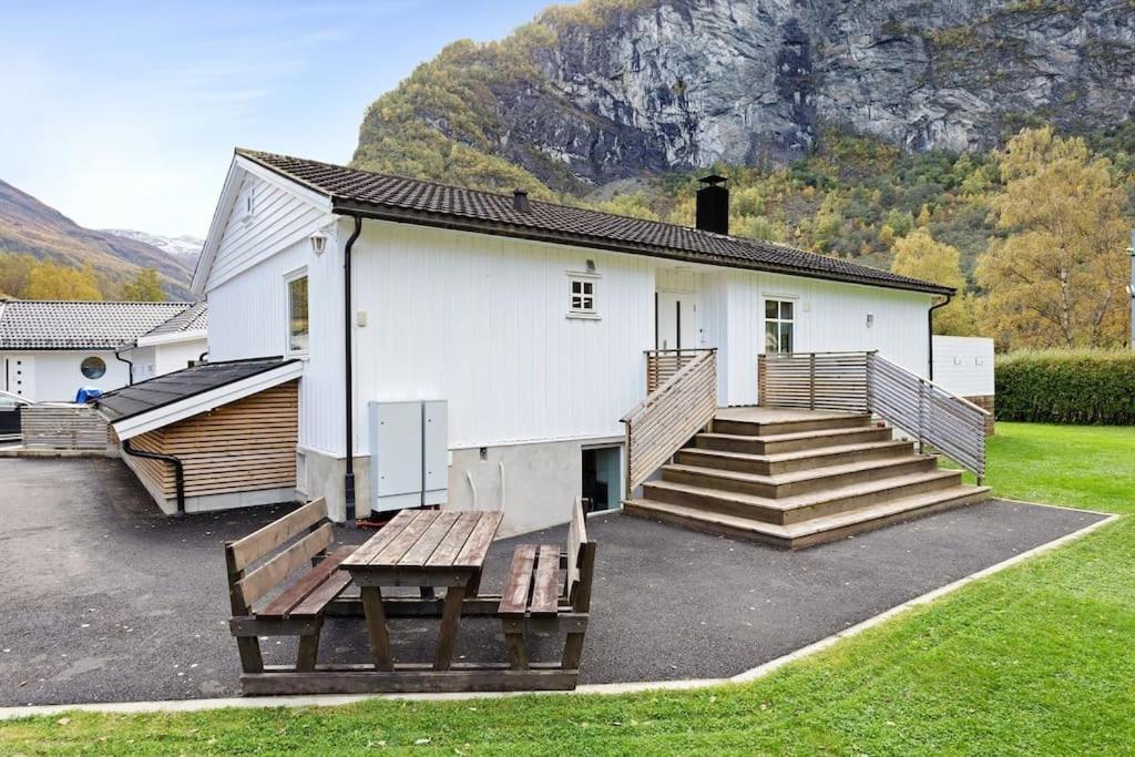 Villa Fint Hus I Flam Aurland Exterior foto